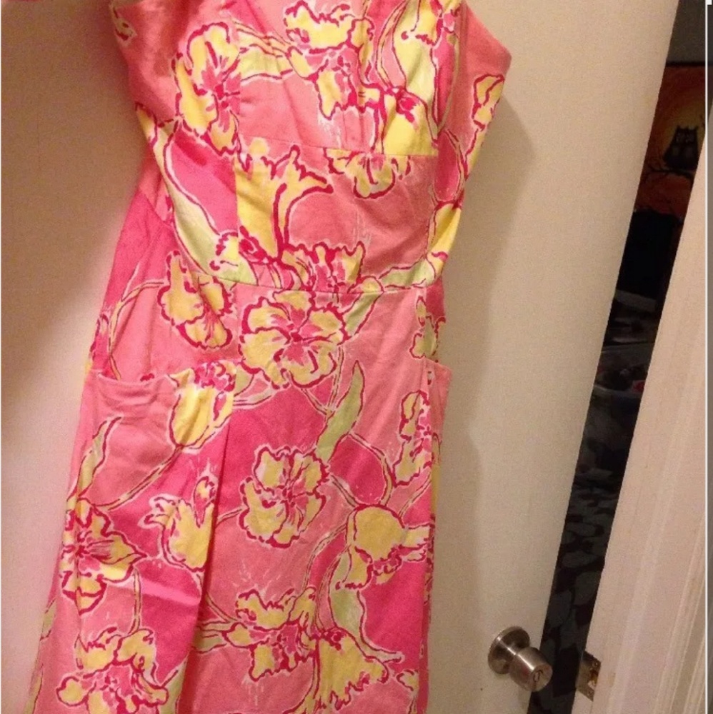 Lilly Pulitzer pink strapless dress with pockets